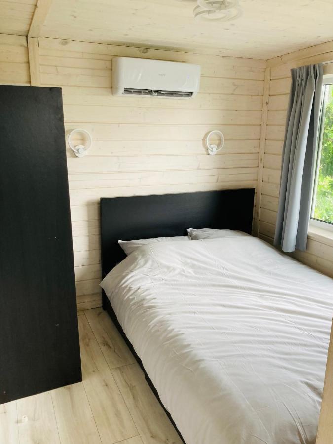 Tiny House Aan Het Water Op De Appelhof Villa Wommels Exterior foto